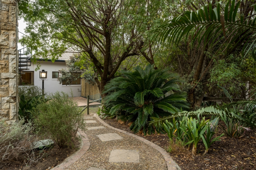 5 Bedroom Property for Sale in Boskloof Eco Estate Western Cape